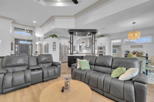 30 Law Close, Red Deer, AB - Indoor Photo Showing Living Room