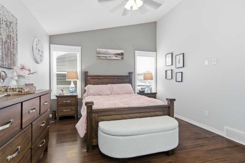 69 Turner Crescent, Red Deer, AB - Indoor Photo Showing Bedroom
