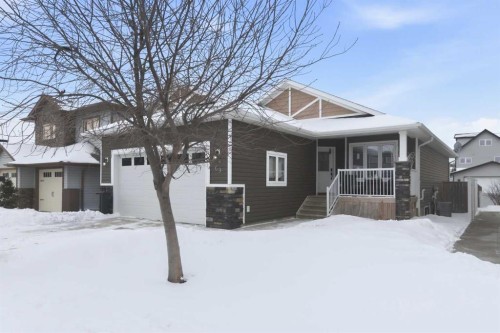 69 Turner Crescent, Red Deer, AB - Outdoor With Facade