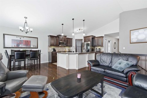 69 Turner Crescent, Red Deer, AB - Indoor Photo Showing Living Room