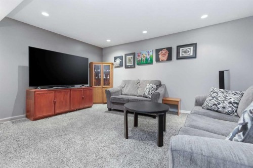 69 Turner Crescent, Red Deer, AB - Indoor