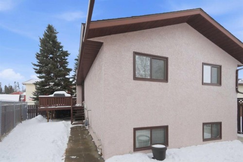 50 Greenham Drive, Red Deer, AB - Outdoor With Exterior