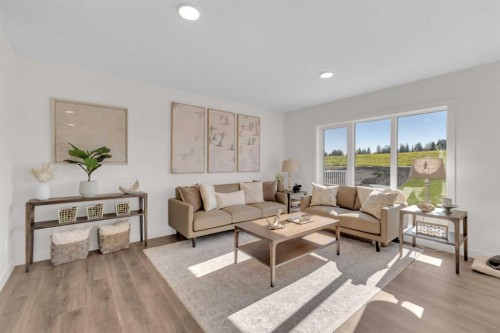 107 Hampton Crescent, Sylvan Lake, AB - Indoor Photo Showing Living Room