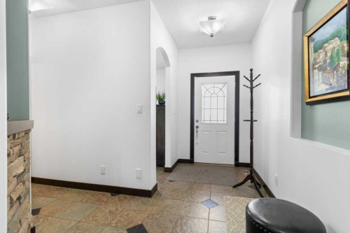 7 Laurel Road, Sylvan Lake, AB - Indoor Photo Showing Other Room