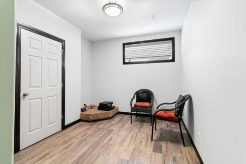 7 Laurel Road, Sylvan Lake, AB - Indoor Photo Showing Other Room
