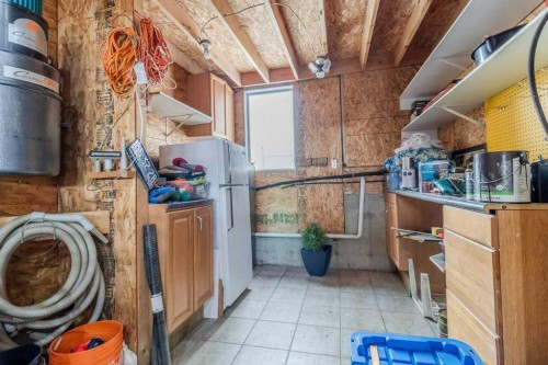 7 Laurel Road, Sylvan Lake, AB - Indoor