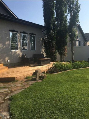 7 Laurel Road, Sylvan Lake, AB - Outdoor