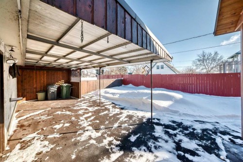 5306 52 Avenue, Ponoka, AB - Outdoor