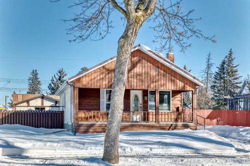 5306 52 Avenue, Ponoka, AB - Outdoor