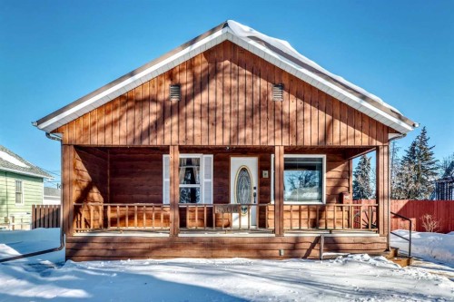 5306 52 Avenue, Ponoka, AB - Outdoor With Deck Patio Veranda