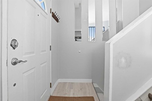 46 Duncan Crescent, Red Deer, AB - Indoor Photo Showing Other Room