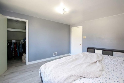 3515 45 Avenue, Red Deer, AB - Indoor Photo Showing Bedroom