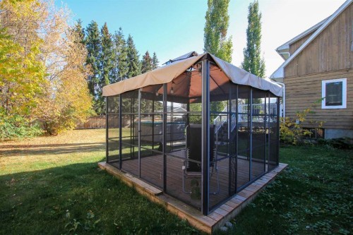 3515 45 Avenue, Red Deer, AB - Outdoor