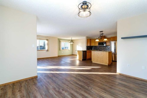 328-18 Averill Street, Red Deer, AB - Indoor