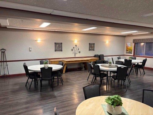 328-18 Averill Street, Red Deer, AB - Indoor Photo Showing Dining Room