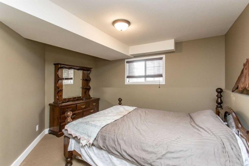 236 Deschner Close, Red Deer, AB - Indoor Photo Showing Bedroom