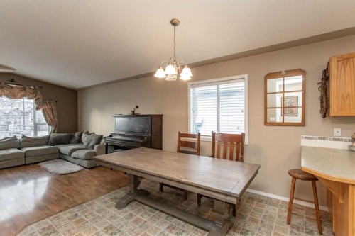 236 Deschner Close, Red Deer, AB - Indoor