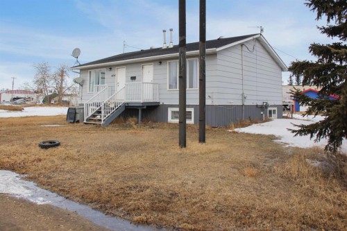 4840 49 Avenue, Irma, AB - Outdoor