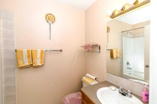 12 Dentoom, Red Deer, AB - Indoor Photo Showing Bathroom