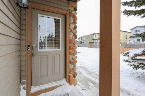 1025-31 Jamieson Avenue, Red Deer, AB - Outdoor With Exterior