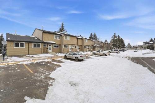 1-96 Holmes Street, Red Deer, AB - Outdoor