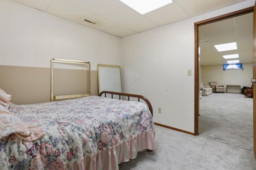 4210 69 Street, Camrose, AB - Indoor Photo Showing Bedroom