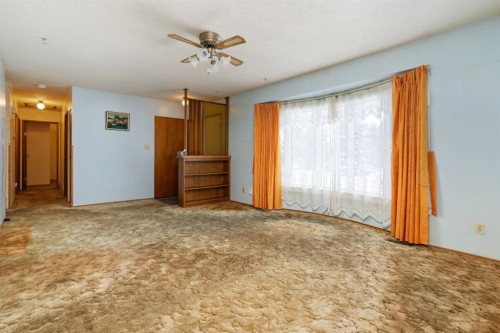 4210 69 Street, Camrose, AB - Indoor Photo Showing Other Room