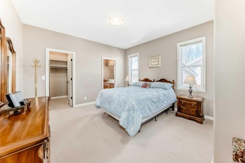 8 Filbert Close, Sylvan Lake, AB - Indoor Photo Showing Bedroom