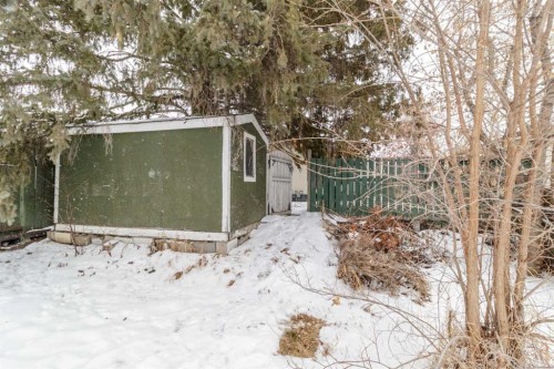 38 Ogden Avenue, Red Deer, AB - Outdoor