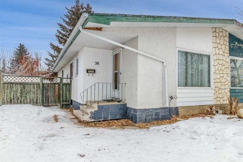 38 Ogden Avenue, Red Deer, AB - Outdoor