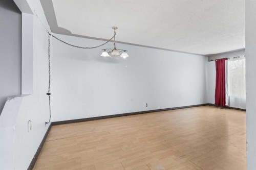 38 Ogden Avenue, Red Deer, AB - Indoor Photo Showing Other Room