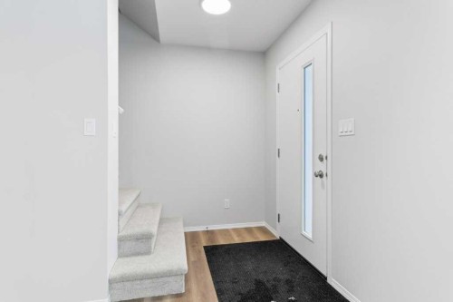 47 Louis Drive, Rural Red Deer County, AB - Indoor Photo Showing Other Room