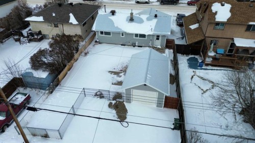 4919 46 Street, Innisfail, AB - Outdoor