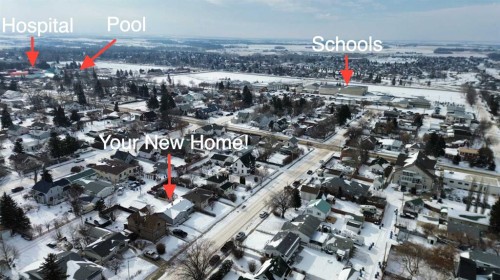 4919 46 Street, Innisfail, AB - Outdoor With View