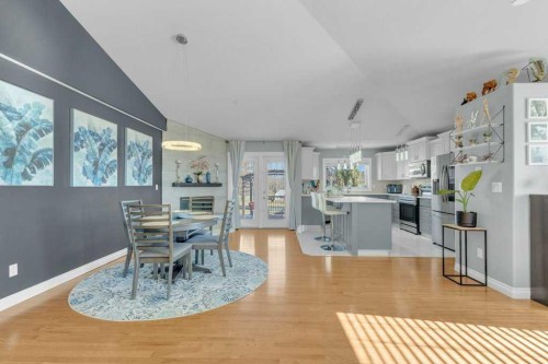 3905 39 Street Close, Ponoka, AB - Indoor Photo Showing Dining Room