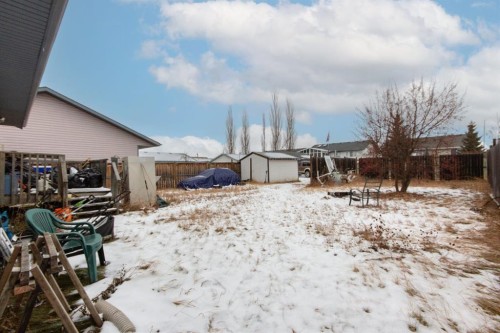 66 Stanford Boulevard, Blackfalds, AB - Outdoor