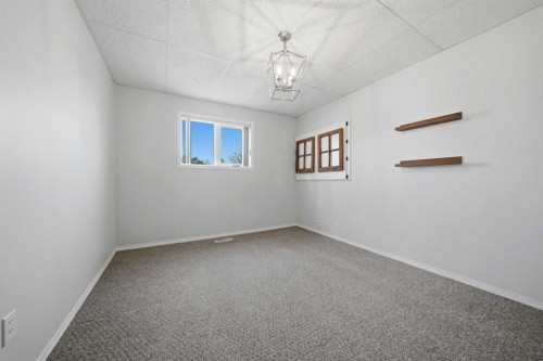 15 26534 Township Road 384, Rural Red Deer County, AB - Indoor Photo Showing Other Room