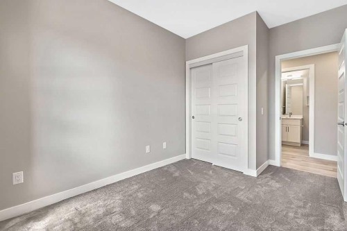 201-97 Station Drive, Sylvan Lake, AB 