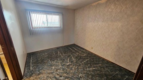 4618 Westminster Avenue, Coronation, AB - Indoor Photo Showing Other Room