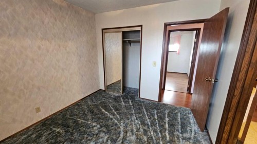 4618 Westminster Avenue, Coronation, AB - Indoor Photo Showing Other Room