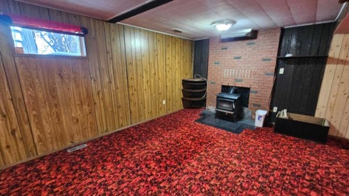 4618 Westminster Avenue, Coronation, AB - Indoor Photo Showing Other Room