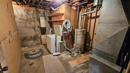 4618 Westminster Avenue, Coronation, AB - Indoor Photo Showing Basement