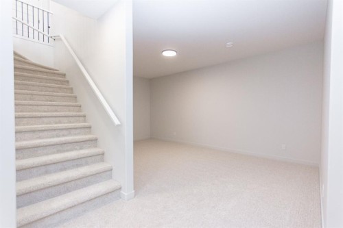 37 Terra Close, Red Deer, AB - Indoor Photo Showing Other Room