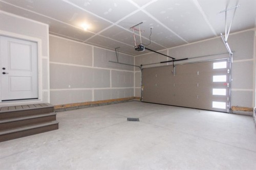 37 Terra Close, Red Deer, AB - Indoor Photo Showing Garage
