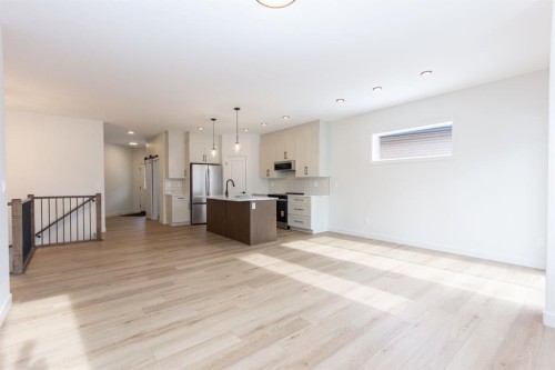 41 Terra Close, Red Deer, AB - Indoor Photo Showing Other Room