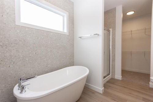 41 Terra Close, Red Deer, AB - Indoor Photo Showing Bathroom