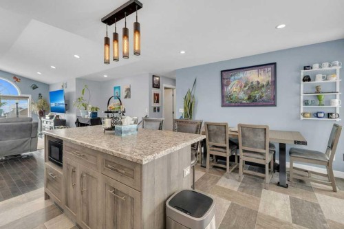 9 Pickering Close, Sylvan Lake, AB - Indoor