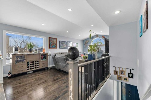 9 Pickering Close, Sylvan Lake, AB - Indoor Photo Showing Other Room