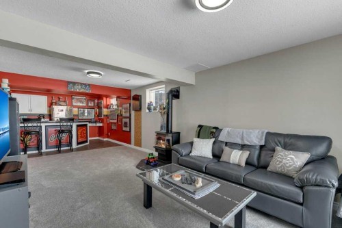 9 Pickering Close, Sylvan Lake, AB - Indoor