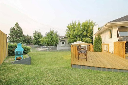 9 Pickering Close, Sylvan Lake, AB - Outdoor